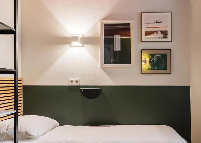 Weber 2* Амстердам