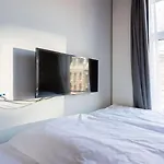 Weber Hotel 2*
