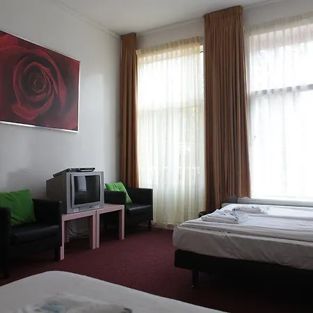 Weber 2* أمستردام